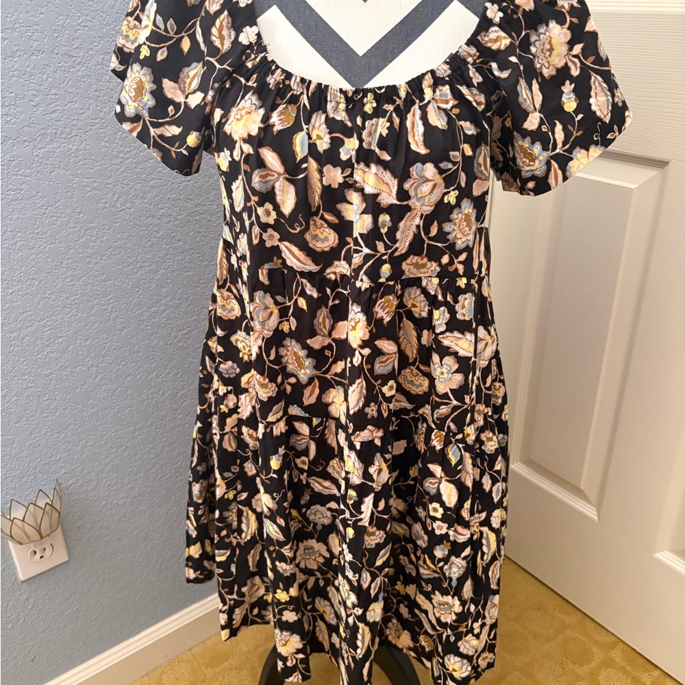 Old Navy Black Dresswith Floral Pattern✨Size S